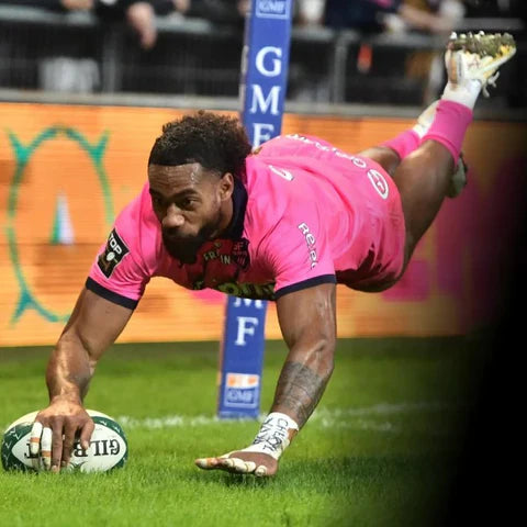 PENIASI DAKUWAQA